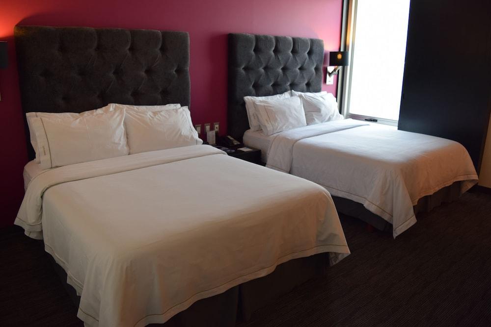 Holiday Inn Express Toluca Galerias Metepec By Ihg Exterior photo